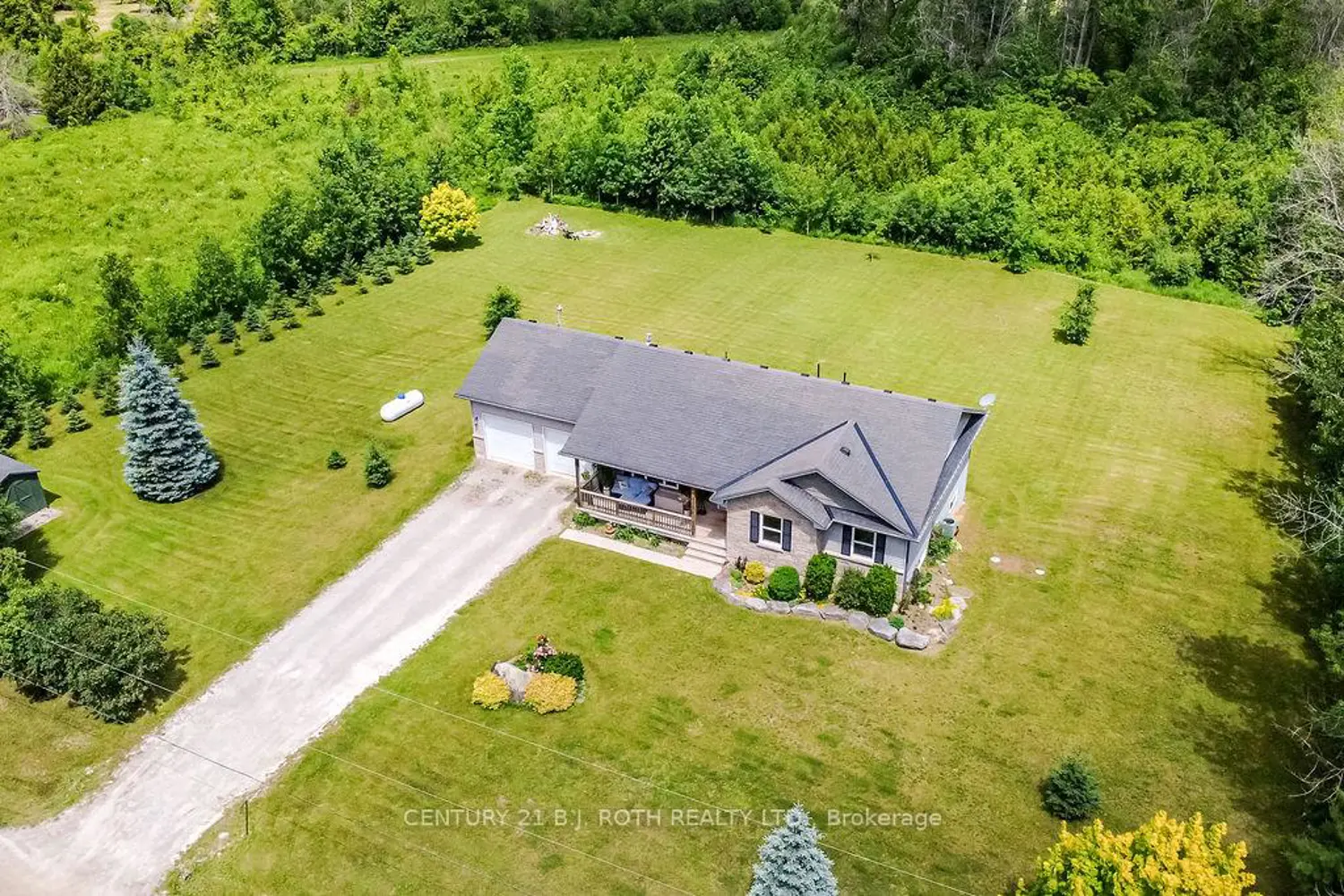 5051 Sideroad 25 photo 4
