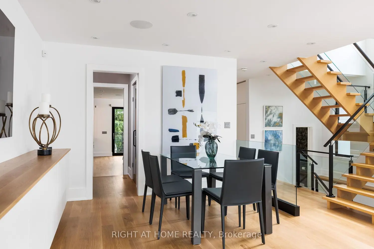 10 Milton Road photo 5