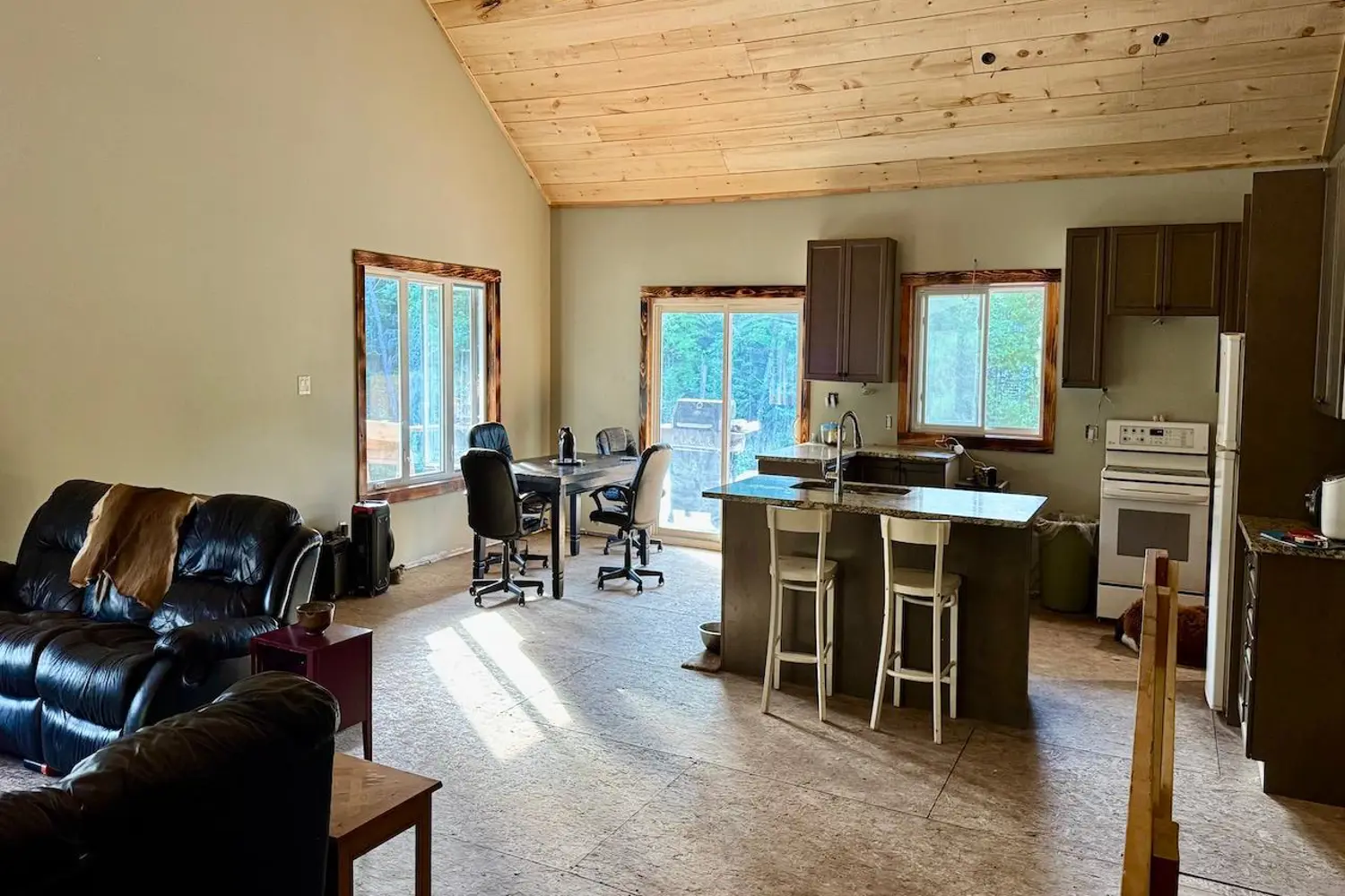 1538 Barry Line Road photo 3