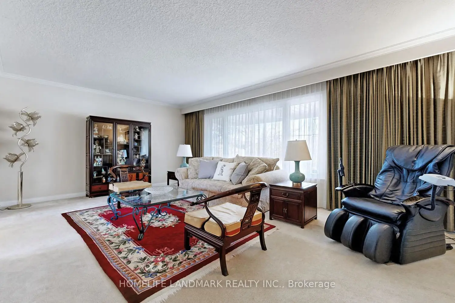 568 Cummer Avenue photo 3