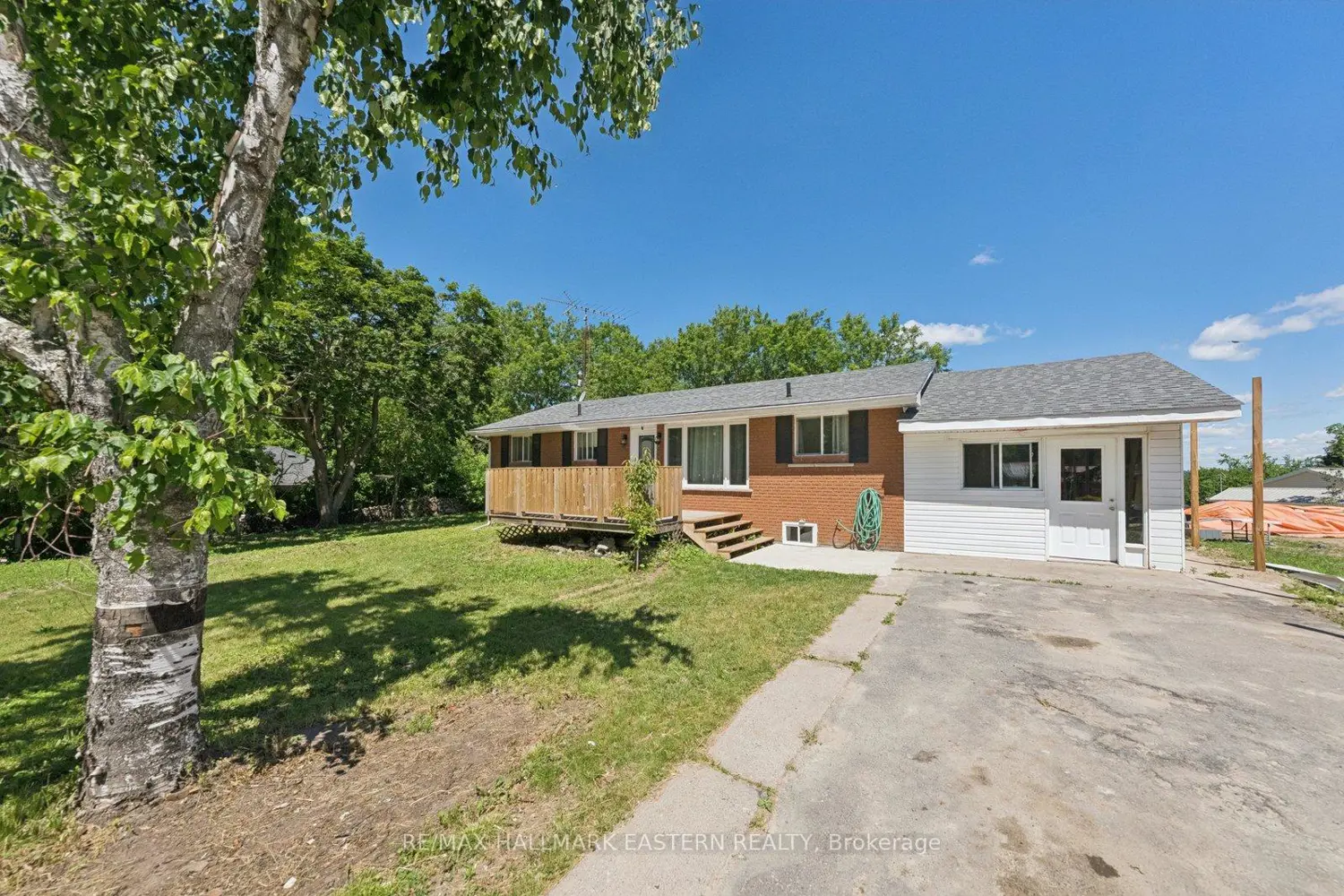 7130 Sidey Drive photo 2