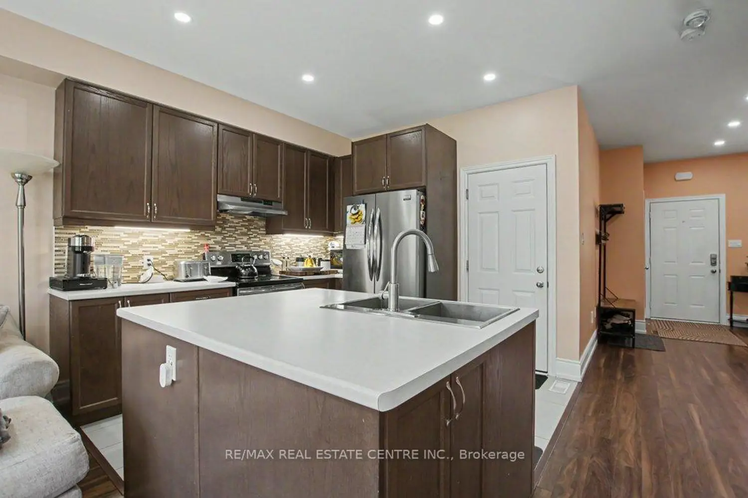 131 Samuel Drive photo 4
