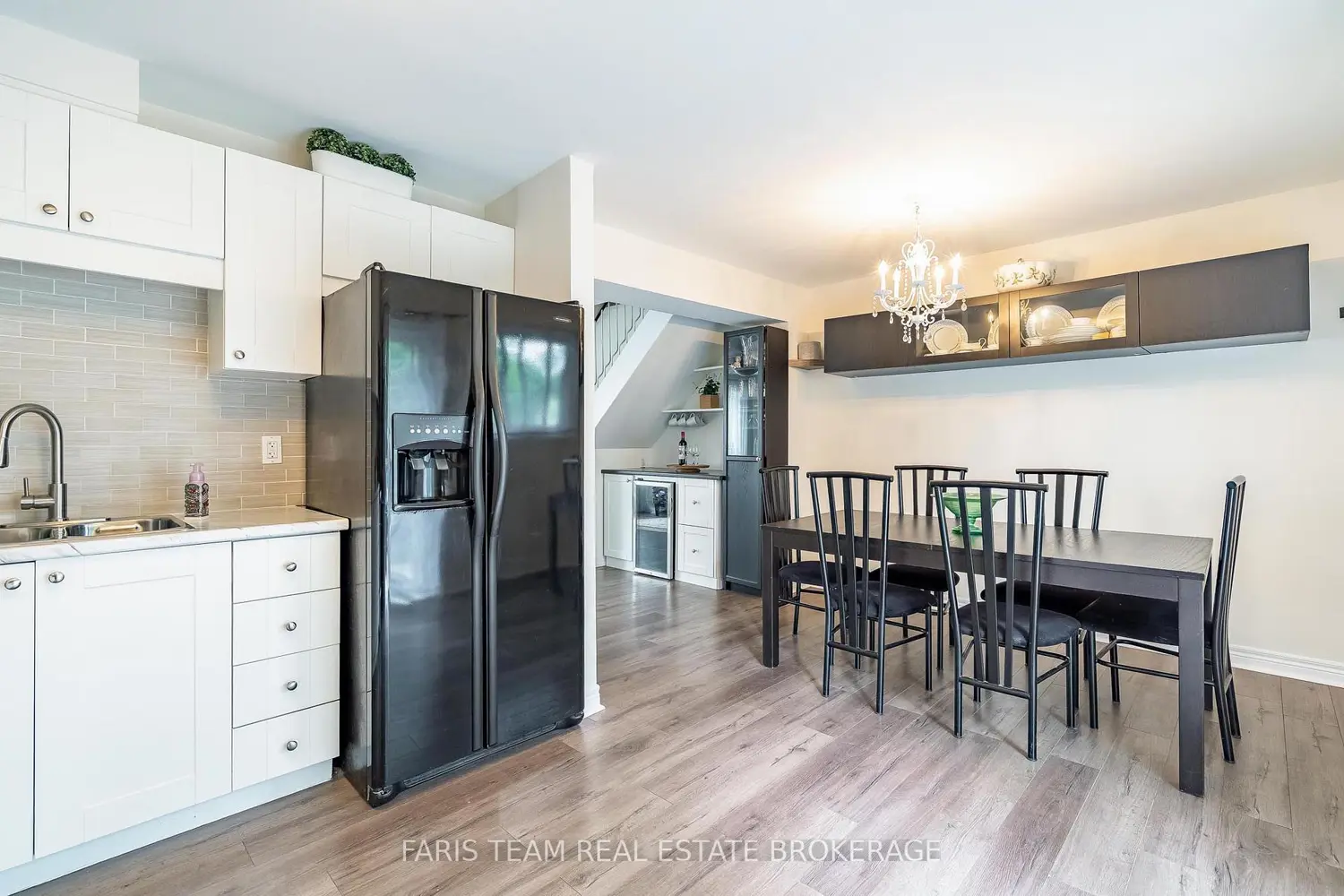 63 Ferris Lane E4 photo 5