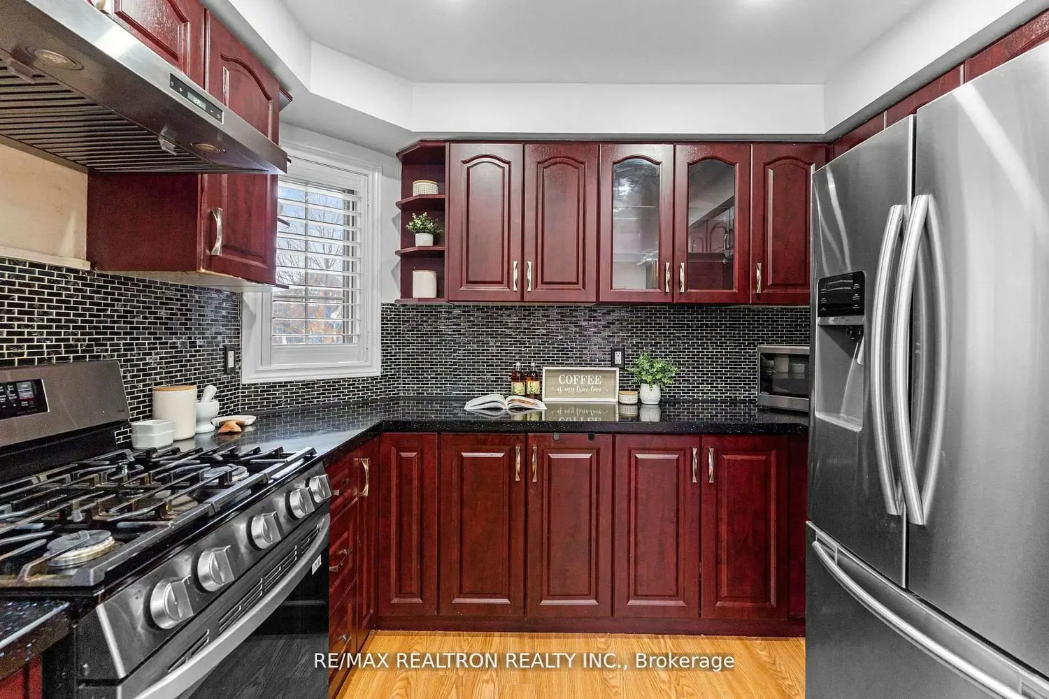 13 Freeston Crescent photo 4