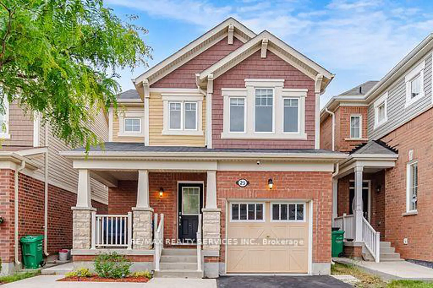 25 Bannister Crescent