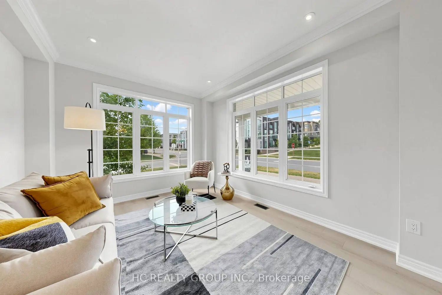 2 Apple Grove Court photo 4