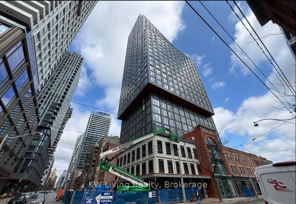 3006-100 Queen Street E, Toronto, ON, M5C 0B5