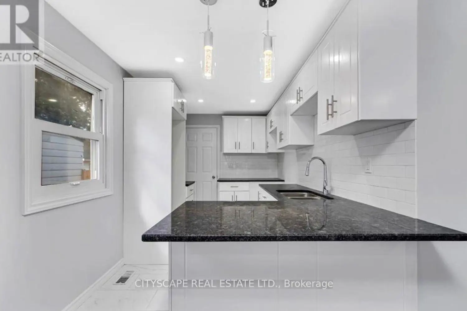 1434 Prince Road photo 4