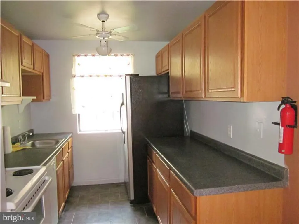 157 Channing Drive, Bear, DE 19701 photo 5