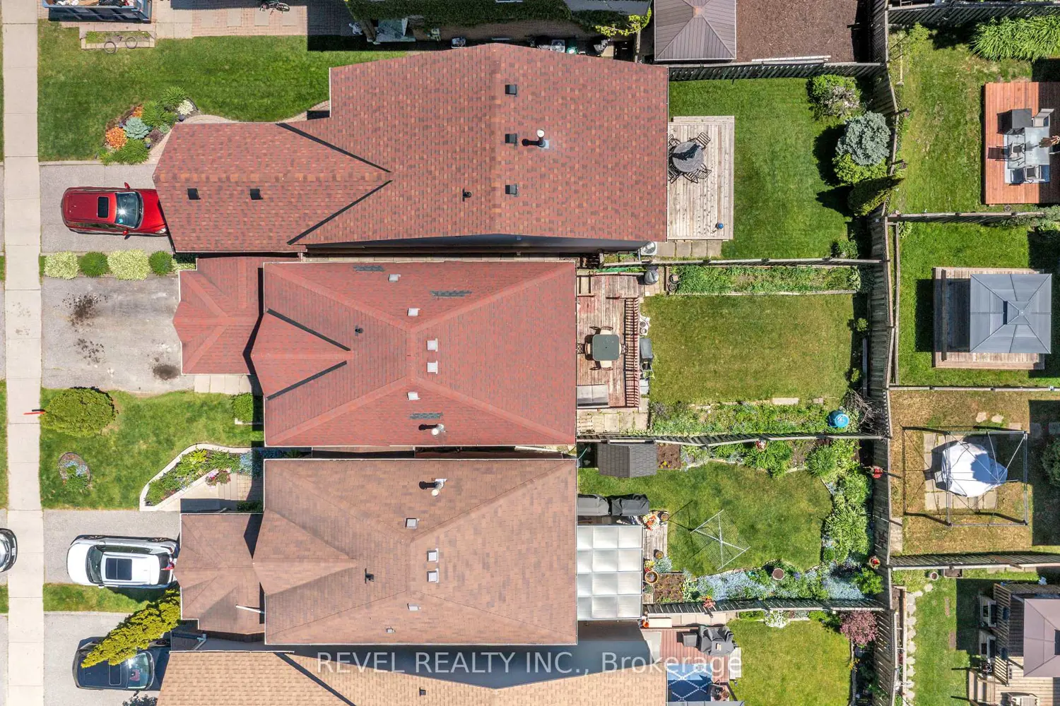 11 Carr Drive photo 3