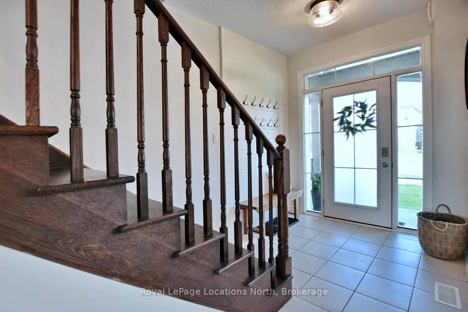 48 Mclean Avenue photo 5