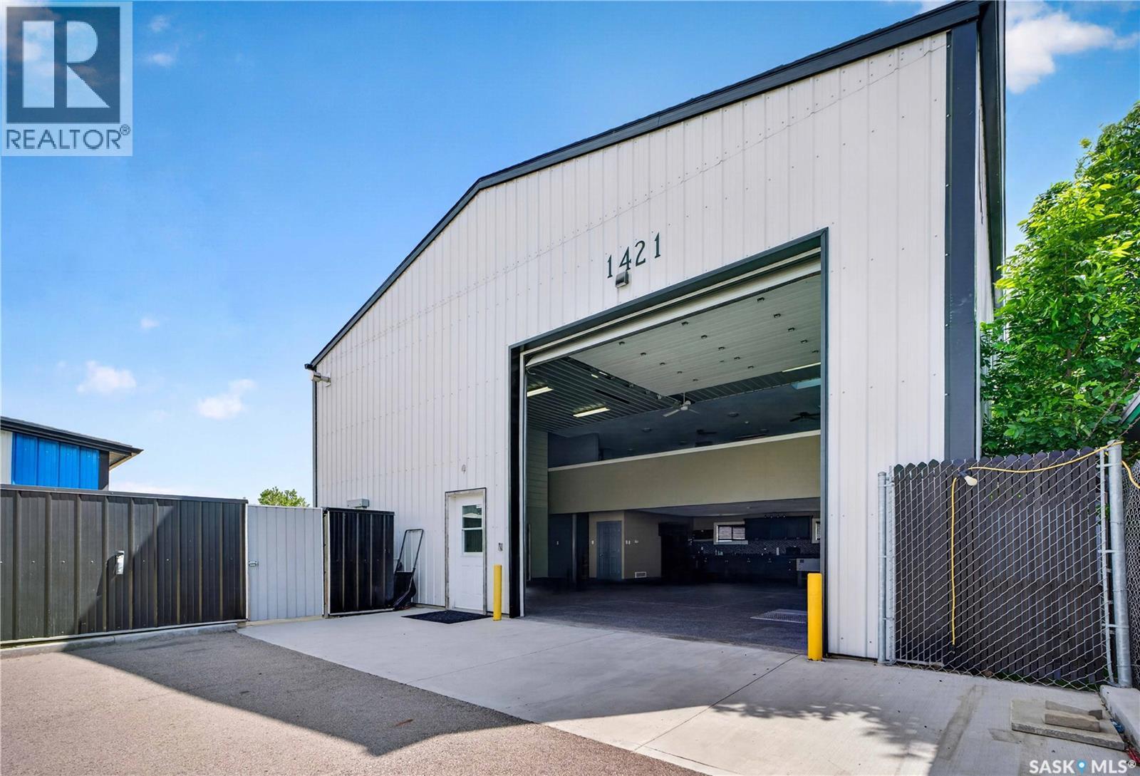 1421 Edgar Street, Regina, SK, S4N3K1
