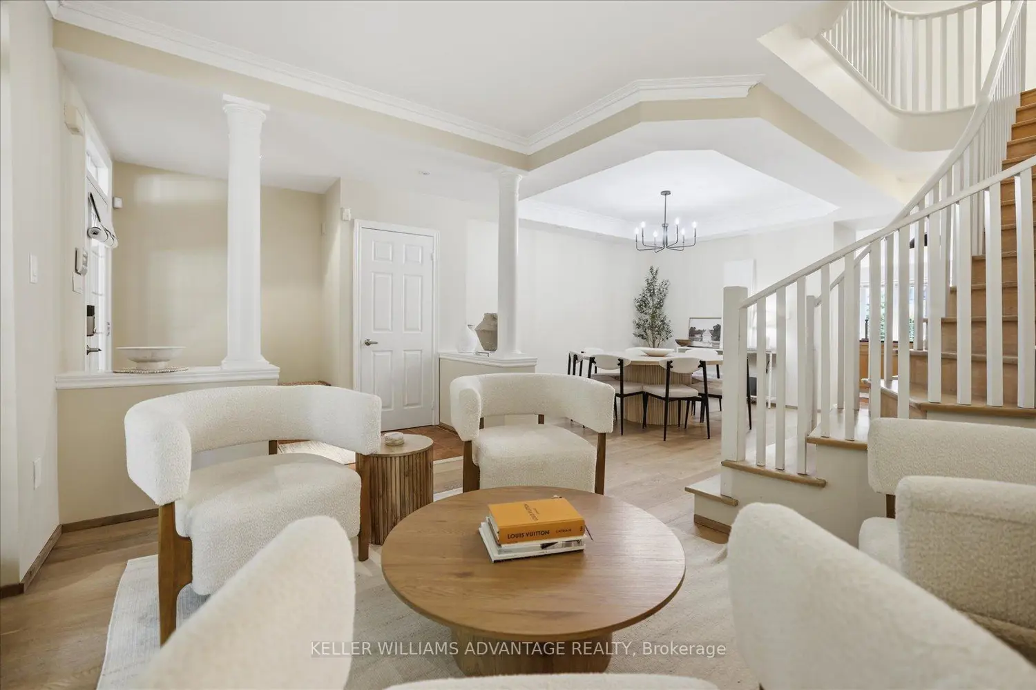 46 Sarah Ashbridge Avenue photo 5