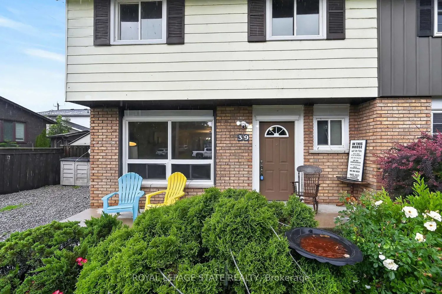 39 Dundee Drive photo 2