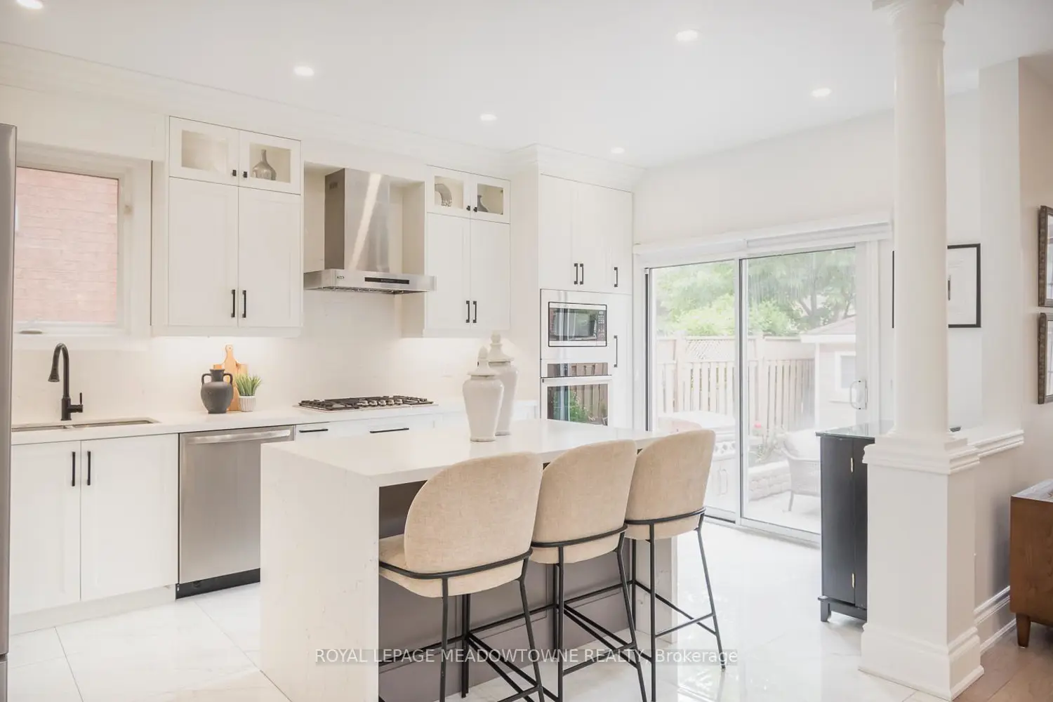 1297 Roper Drive photo 3