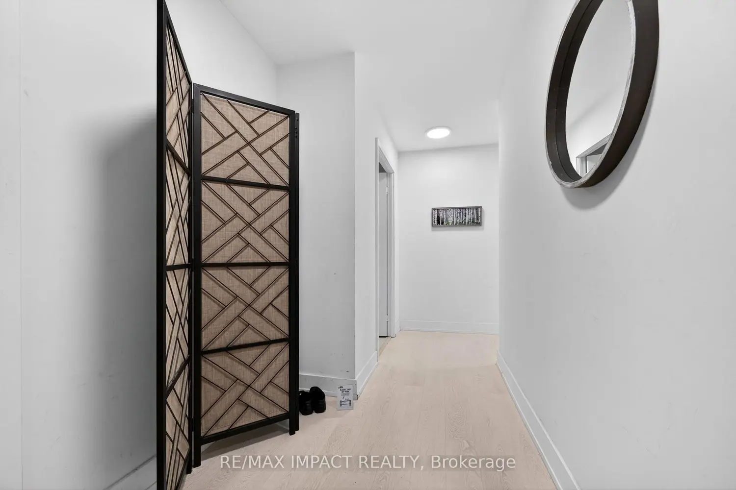 308 Jarvis Street 813 photo 3