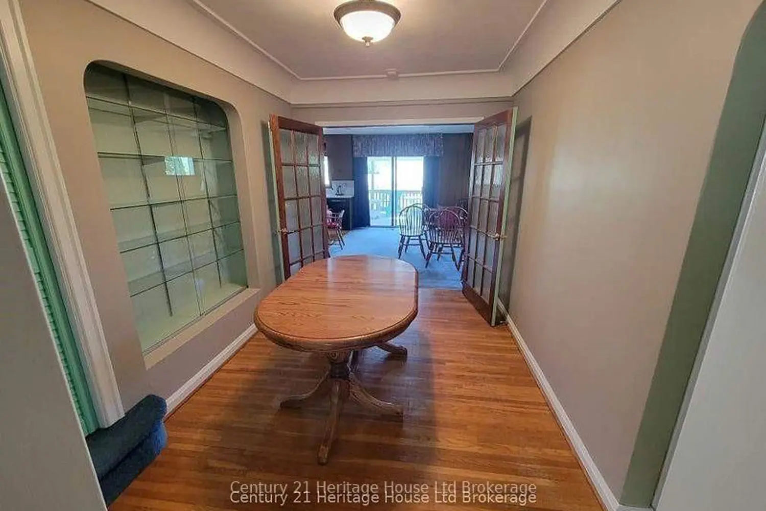 10 Joseph Street photo 4