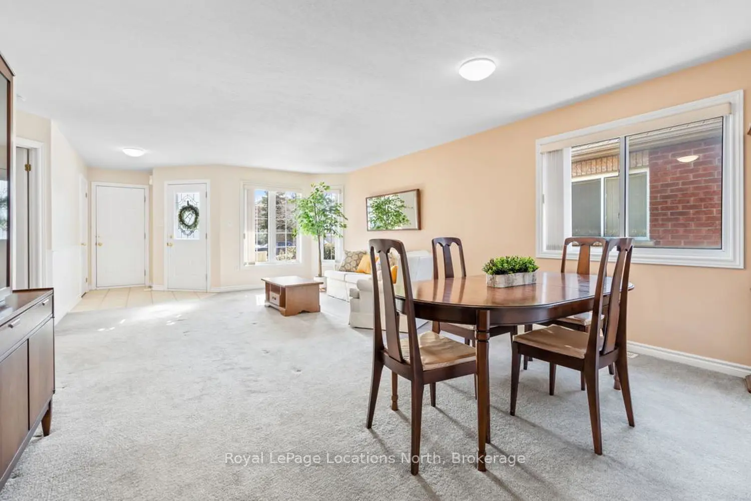 83 White Elm Road photo 5