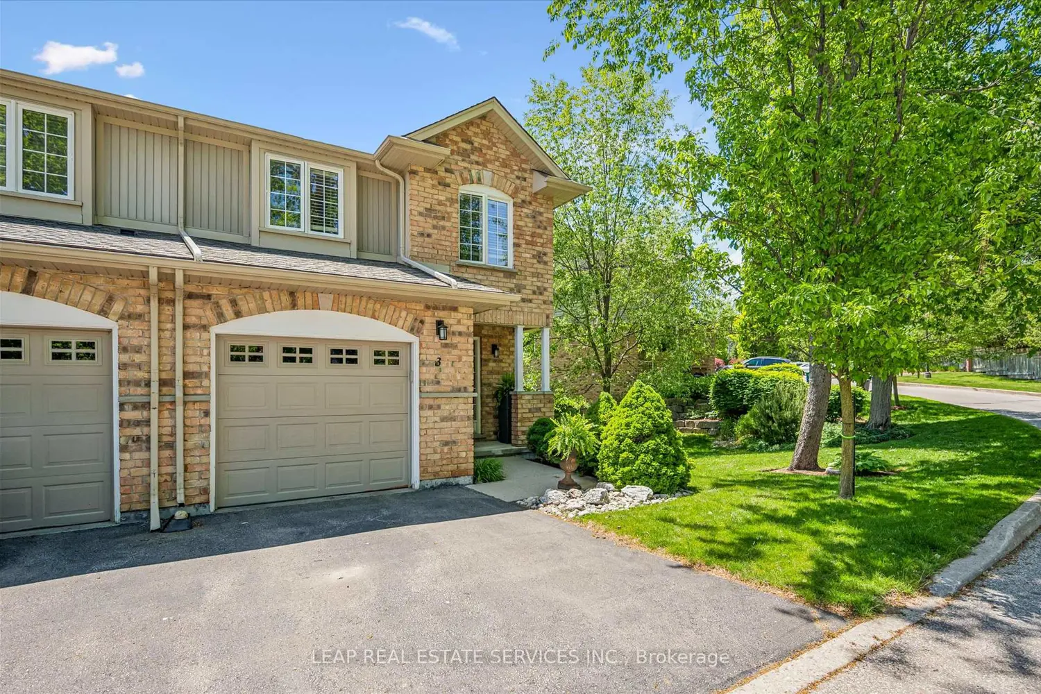 15 Bannister Court 3