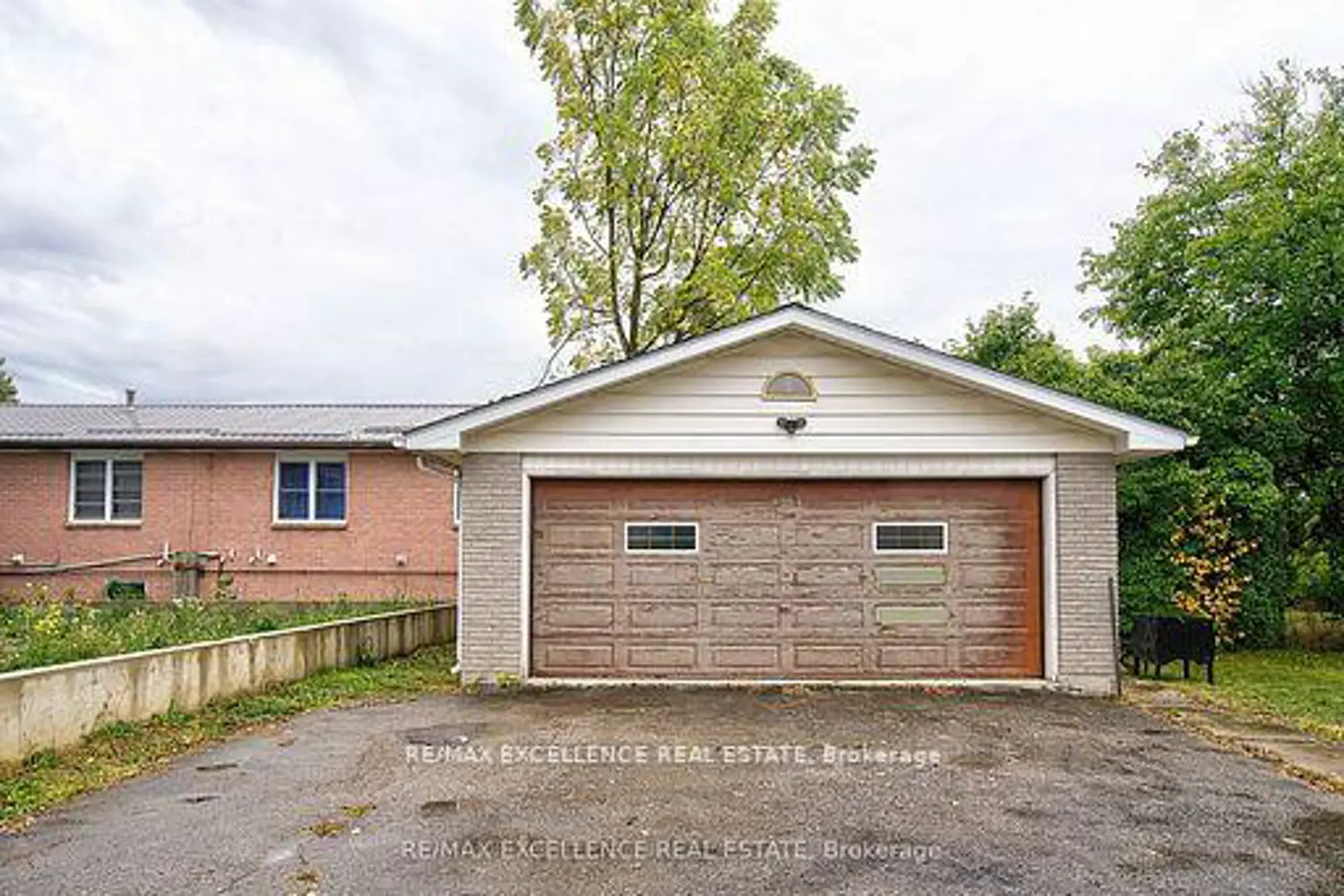1595 Borden Street photo 3