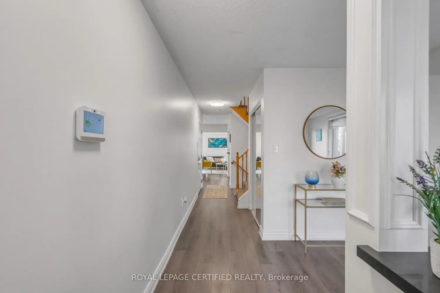 147 Waters Boulevard photo 3