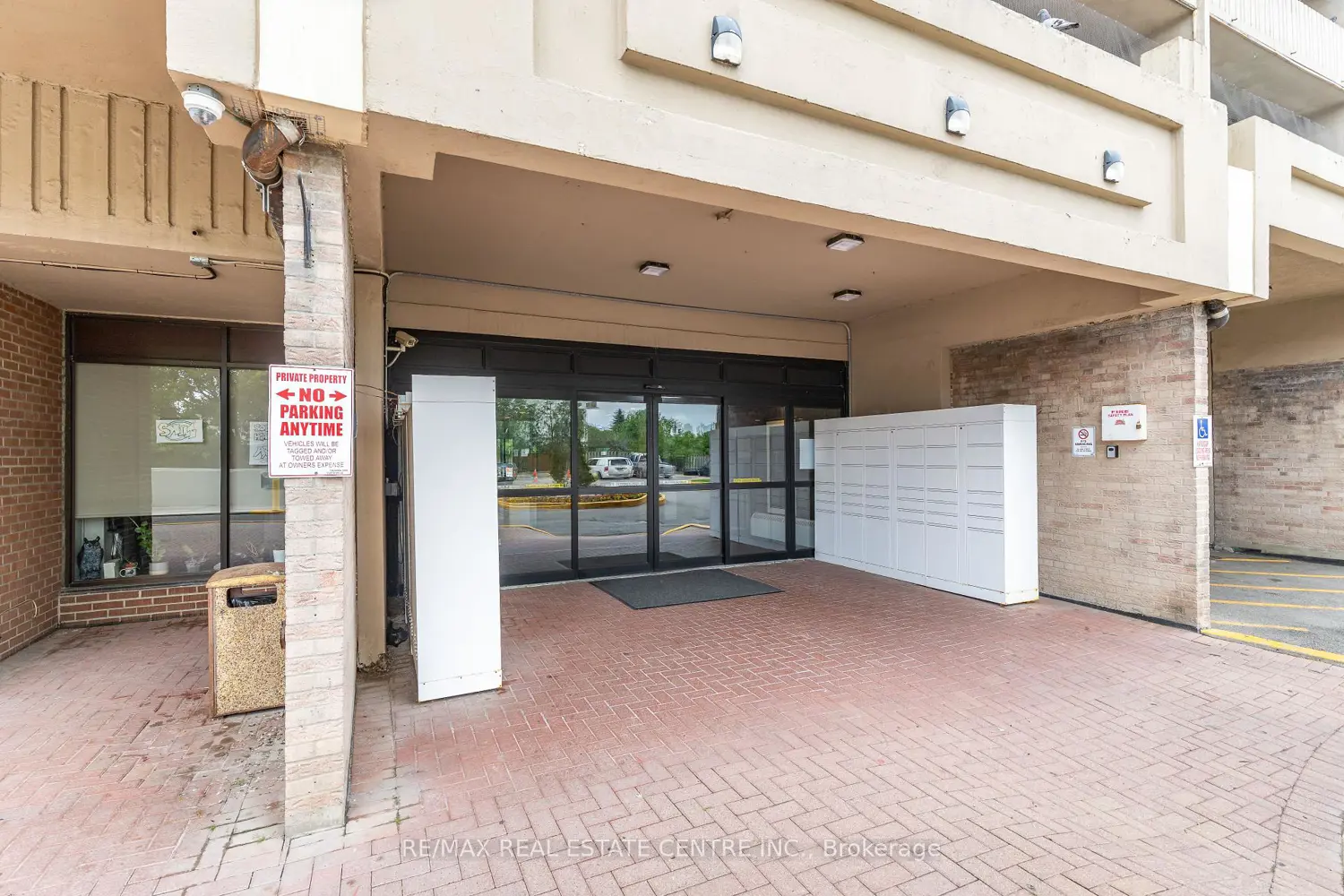 3390 Weston Road 1009 photo 2