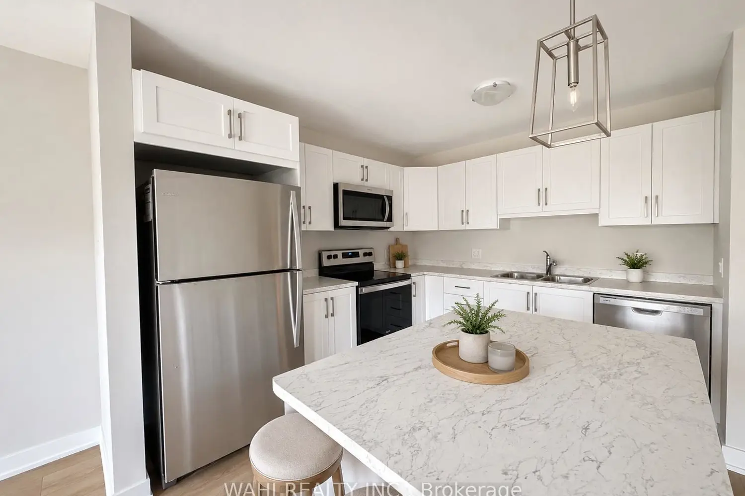 65 Staples Boulevard photo 2