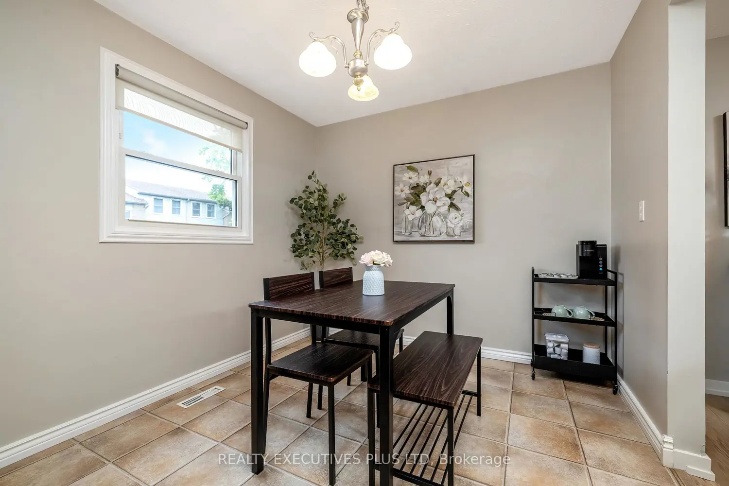 5878 Montevideo Road 33 photo 5