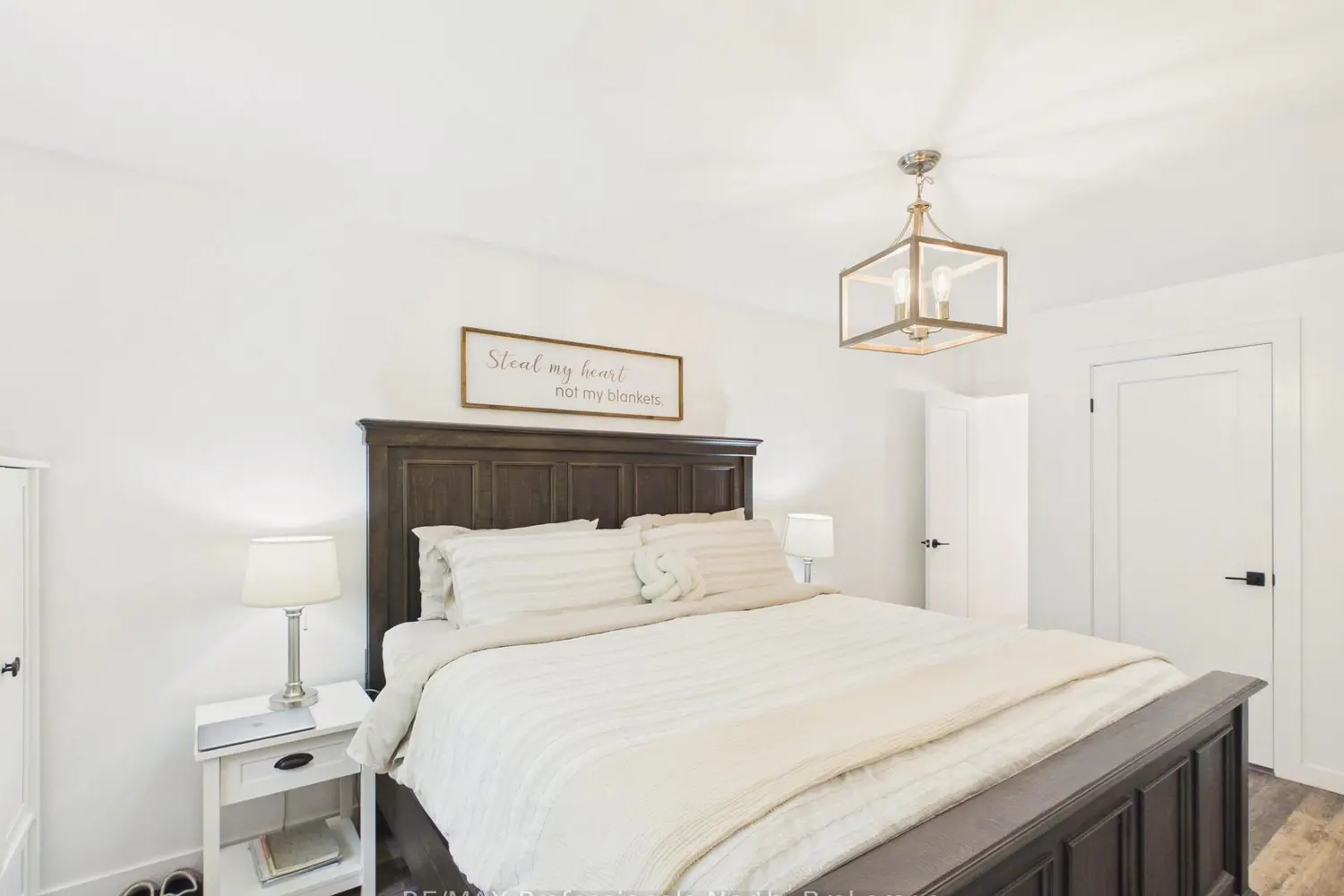 81 Watson Lane photo 3