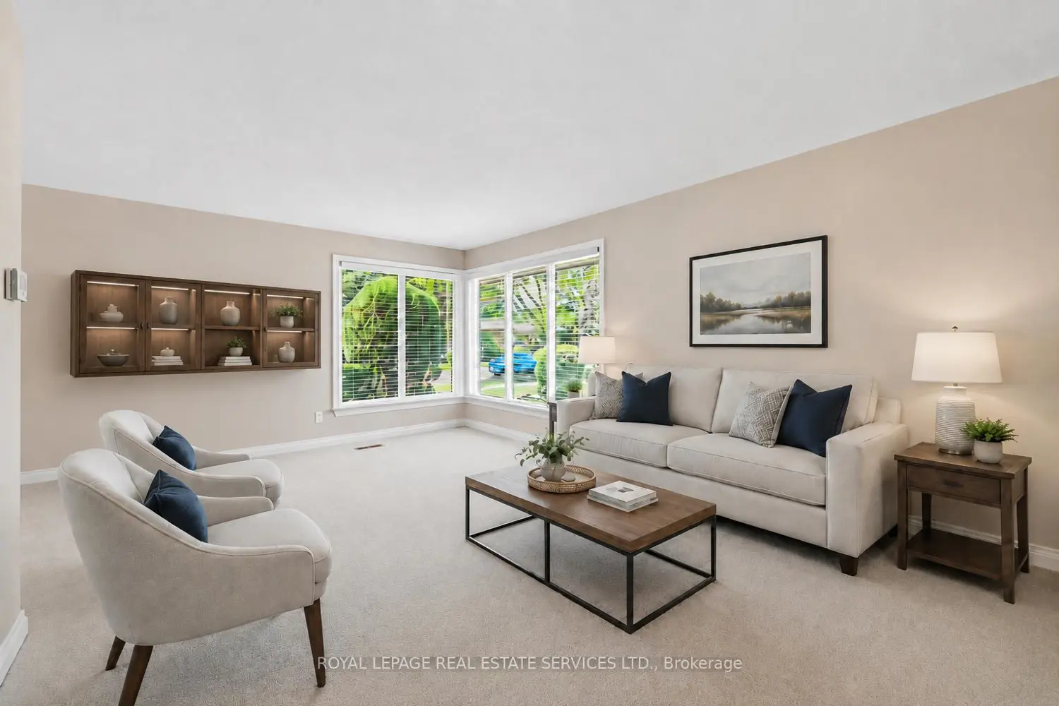 484 Grand Boulevard photo 2