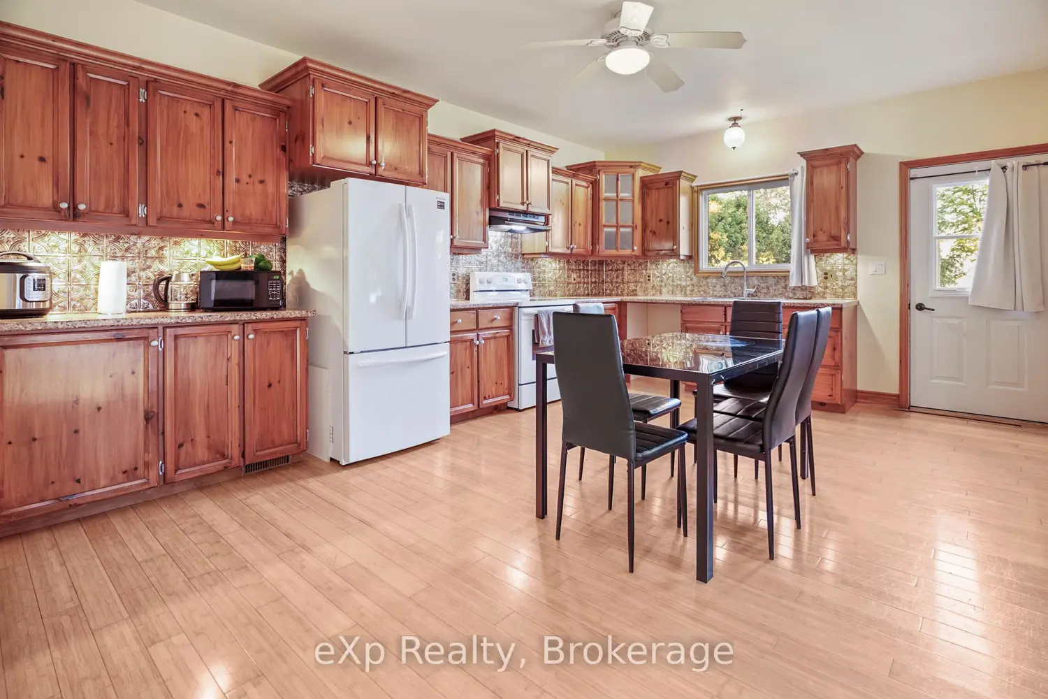 171 Clyde Street photo 5