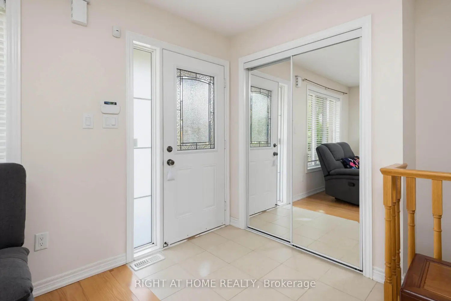 39 Lacorra Way photo 2
