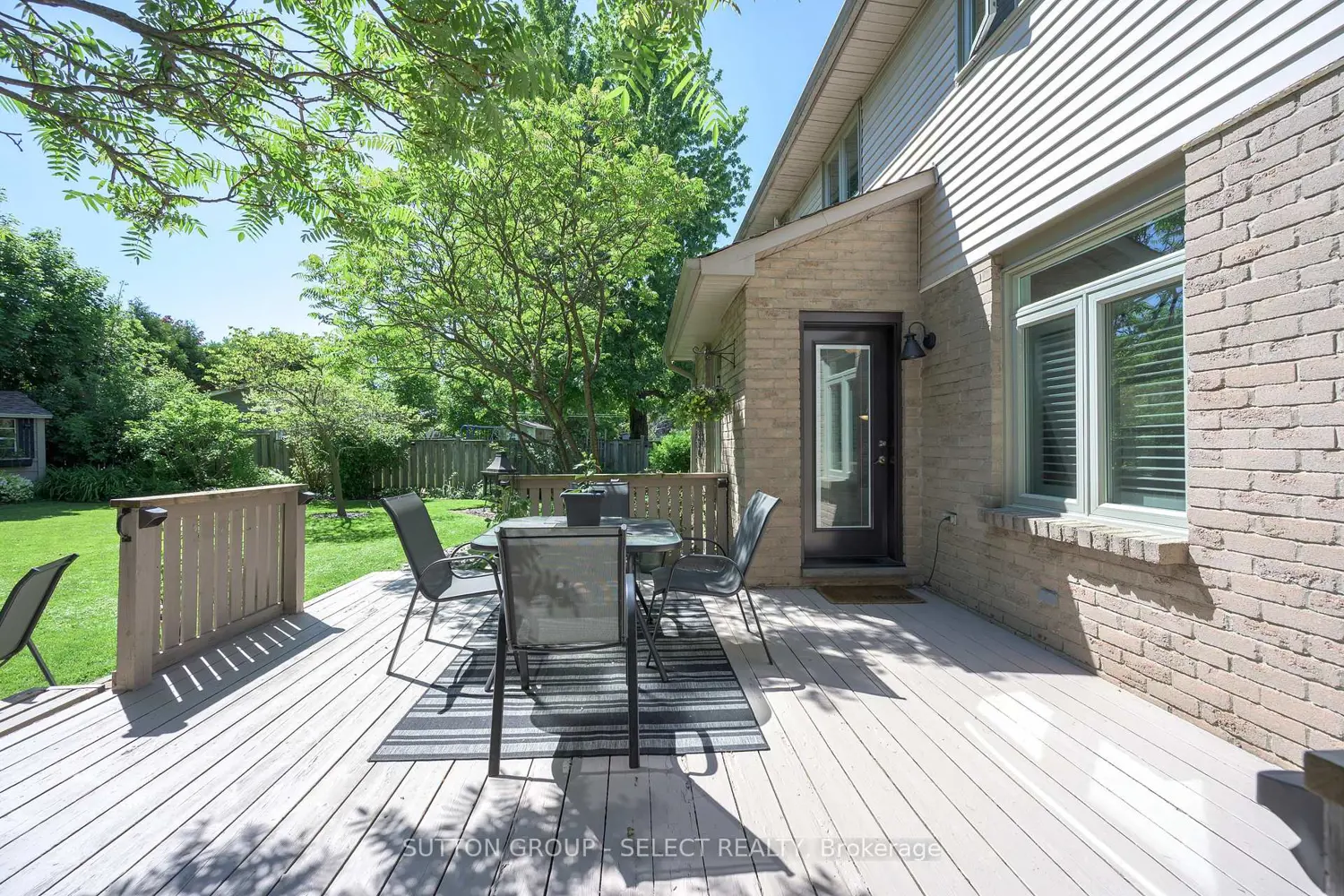 12 Banting Crescent photo 3