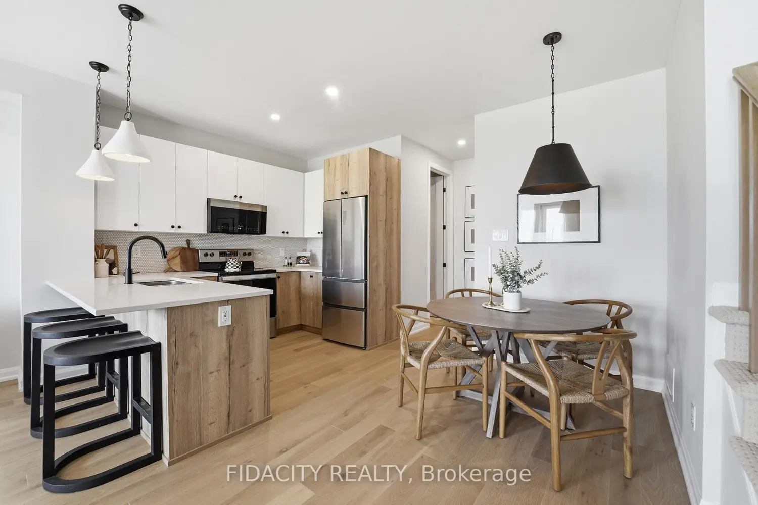 6333 Perth Street photo 4