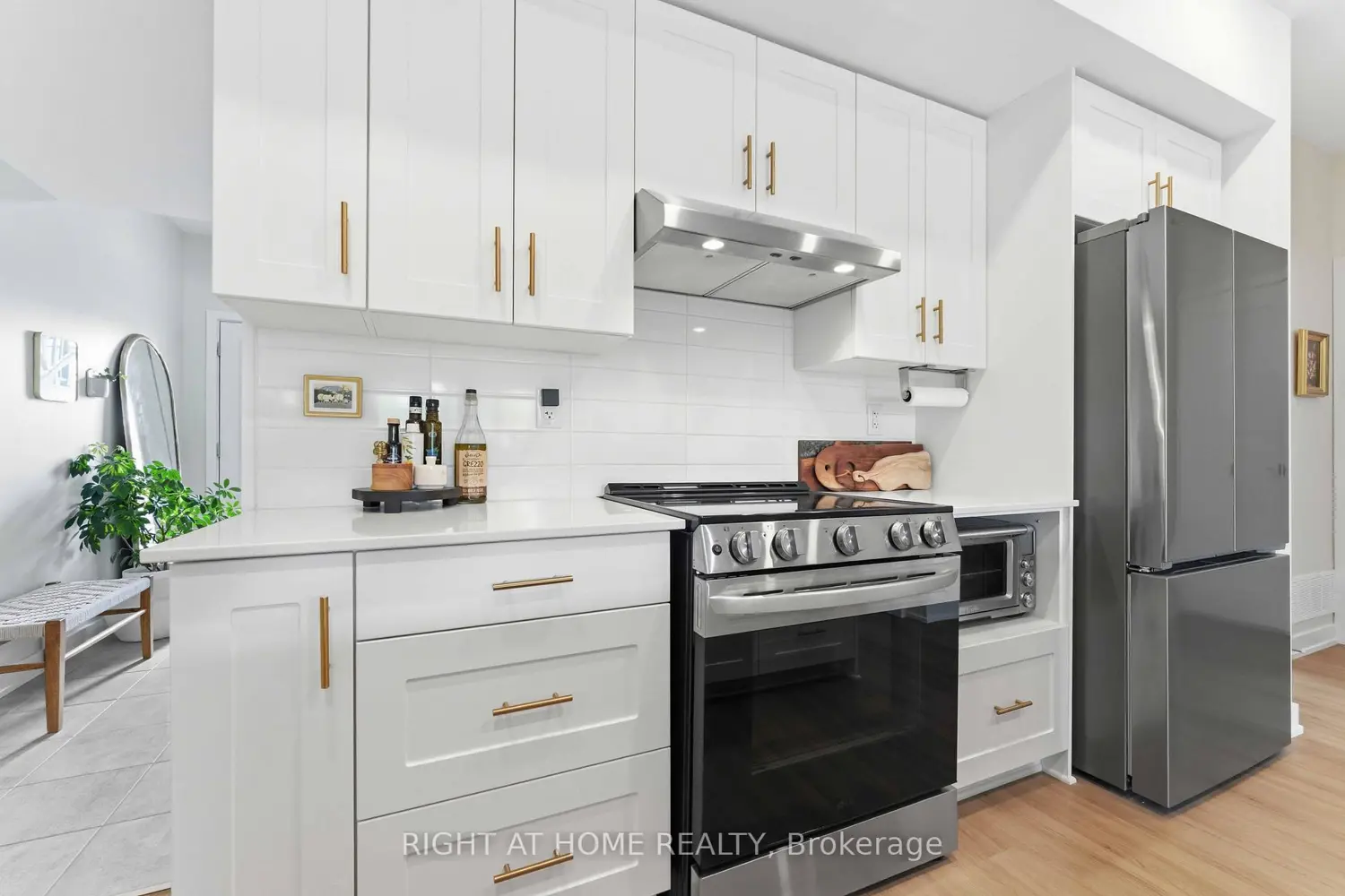 800 Roger Griffiths Avenue D photo 4