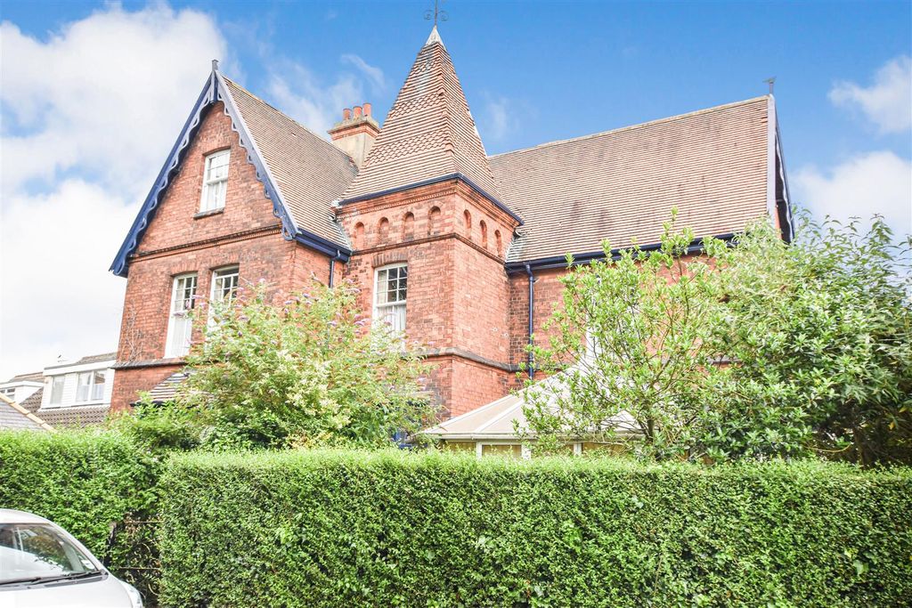 4 bed maisonette for saleSouth Lane, Hessle HU13