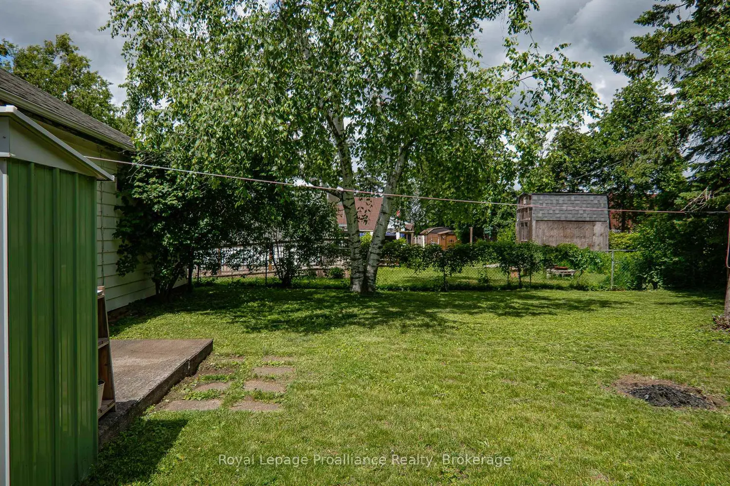 45 Valleyview Crescent photo 5