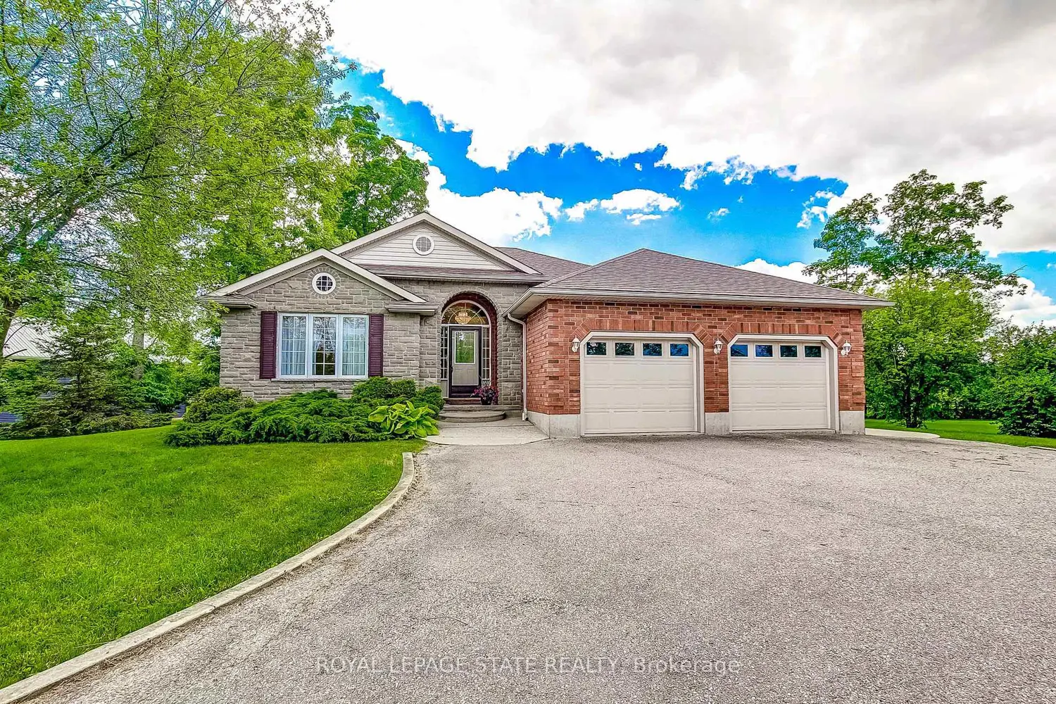 25 Bates Lane photo 2