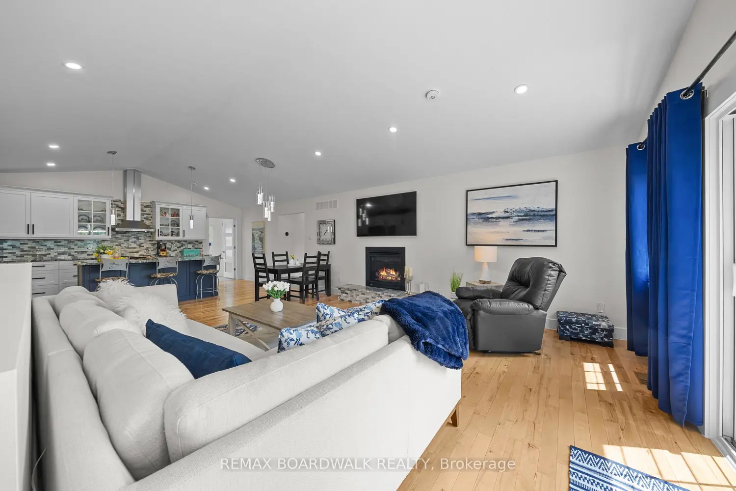 271 Patty Place photo 5
