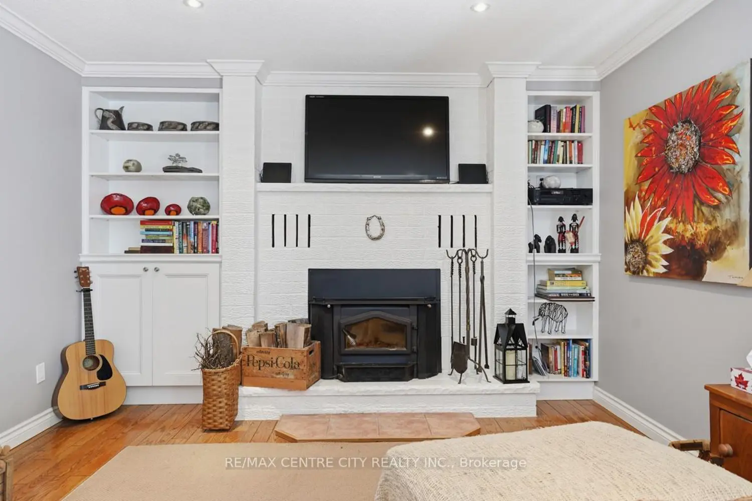 264 Blue Forest Place photo 3