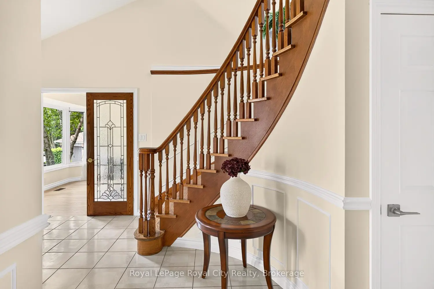 9 Darren Place photo 2