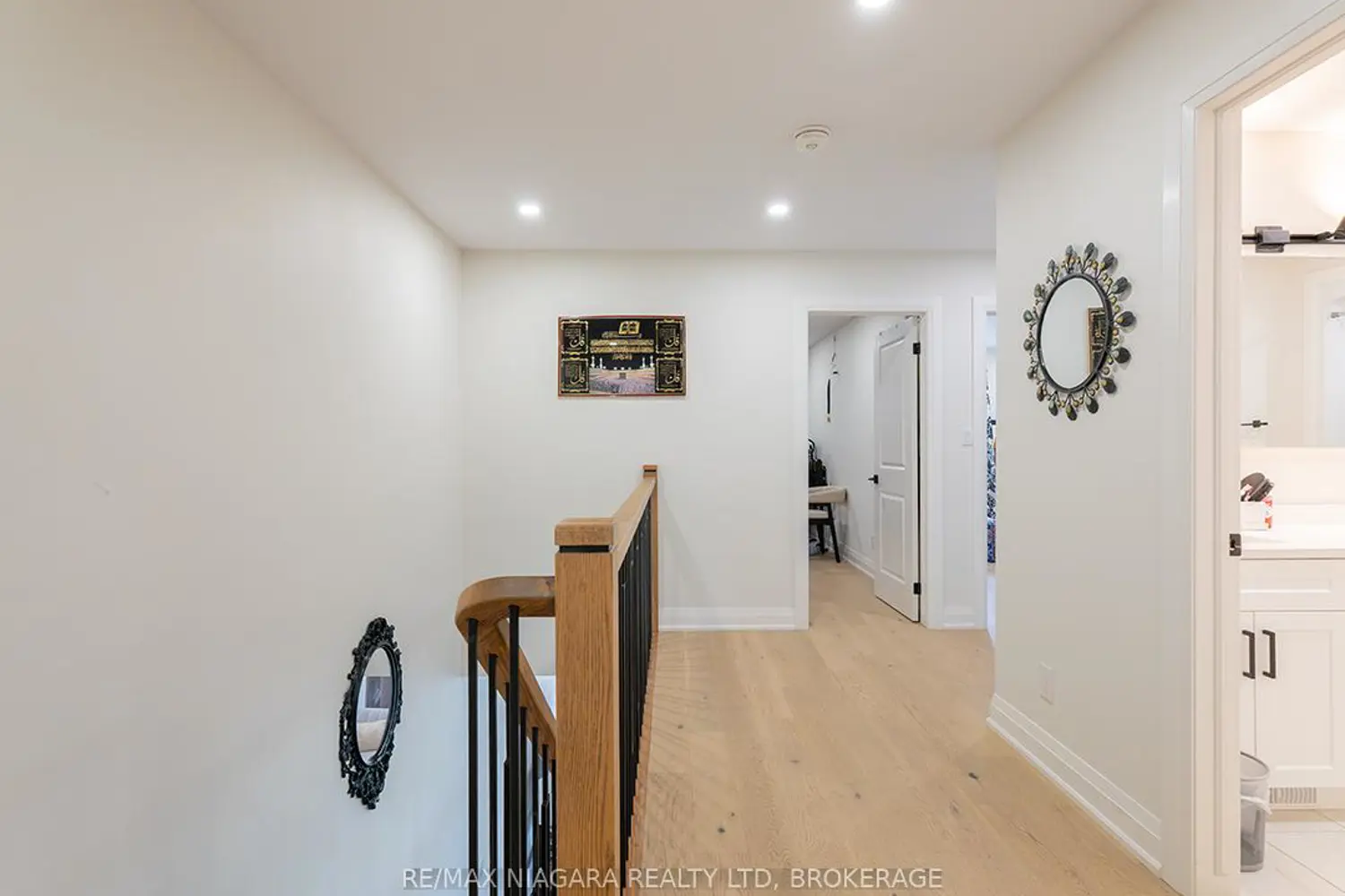 47 Omer Avenue photo 4