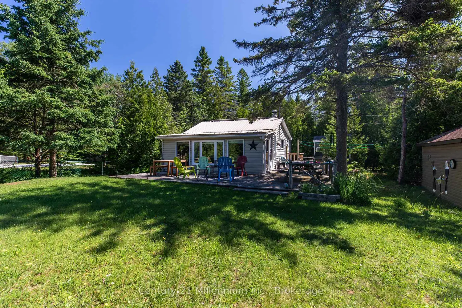 1443 Sunset Drive photo 2