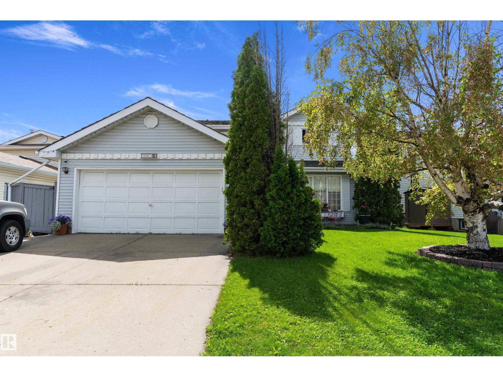 1048 105 Street NW, Edmonton, AB, T6J6G5