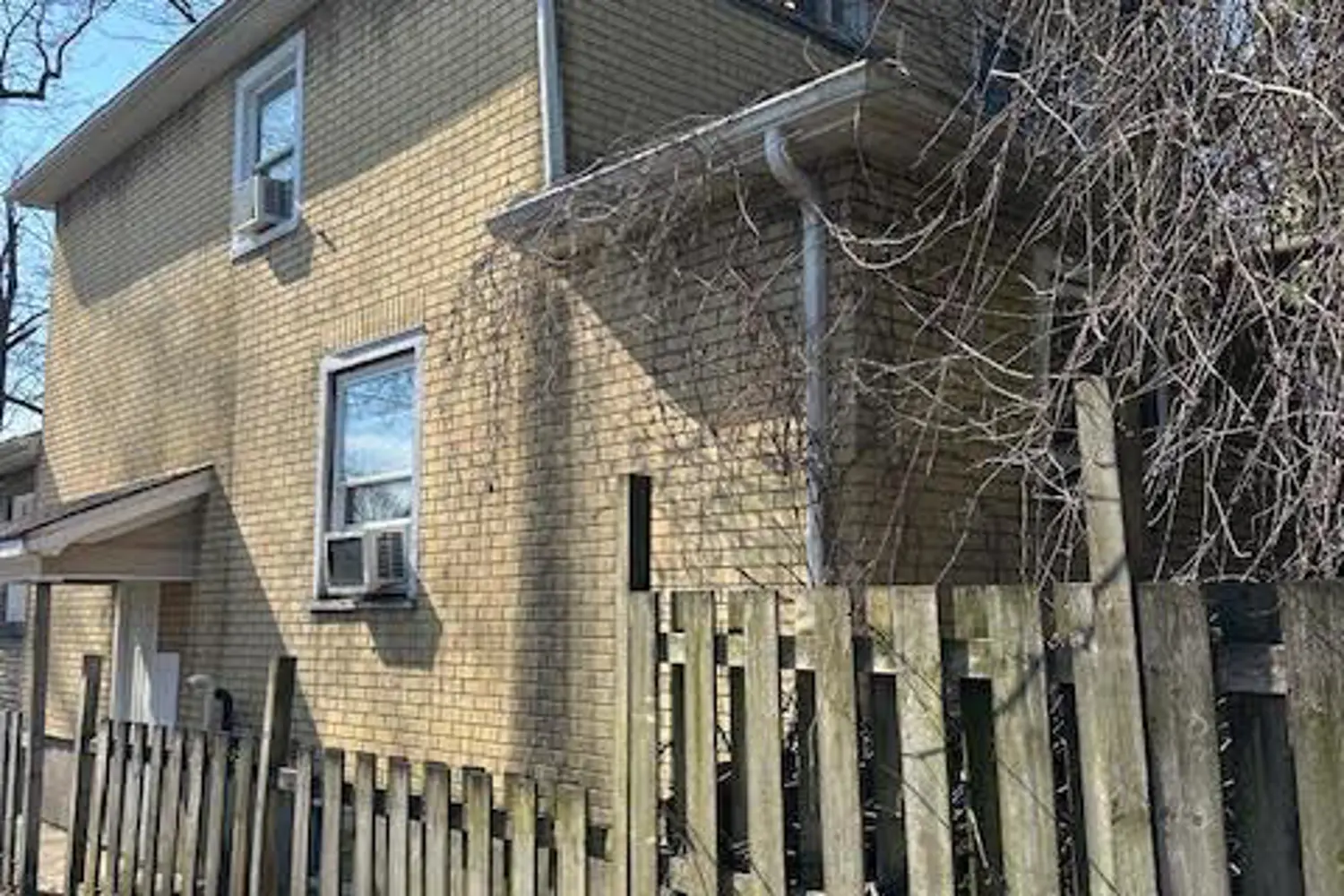4115 May Avenue photo 3
