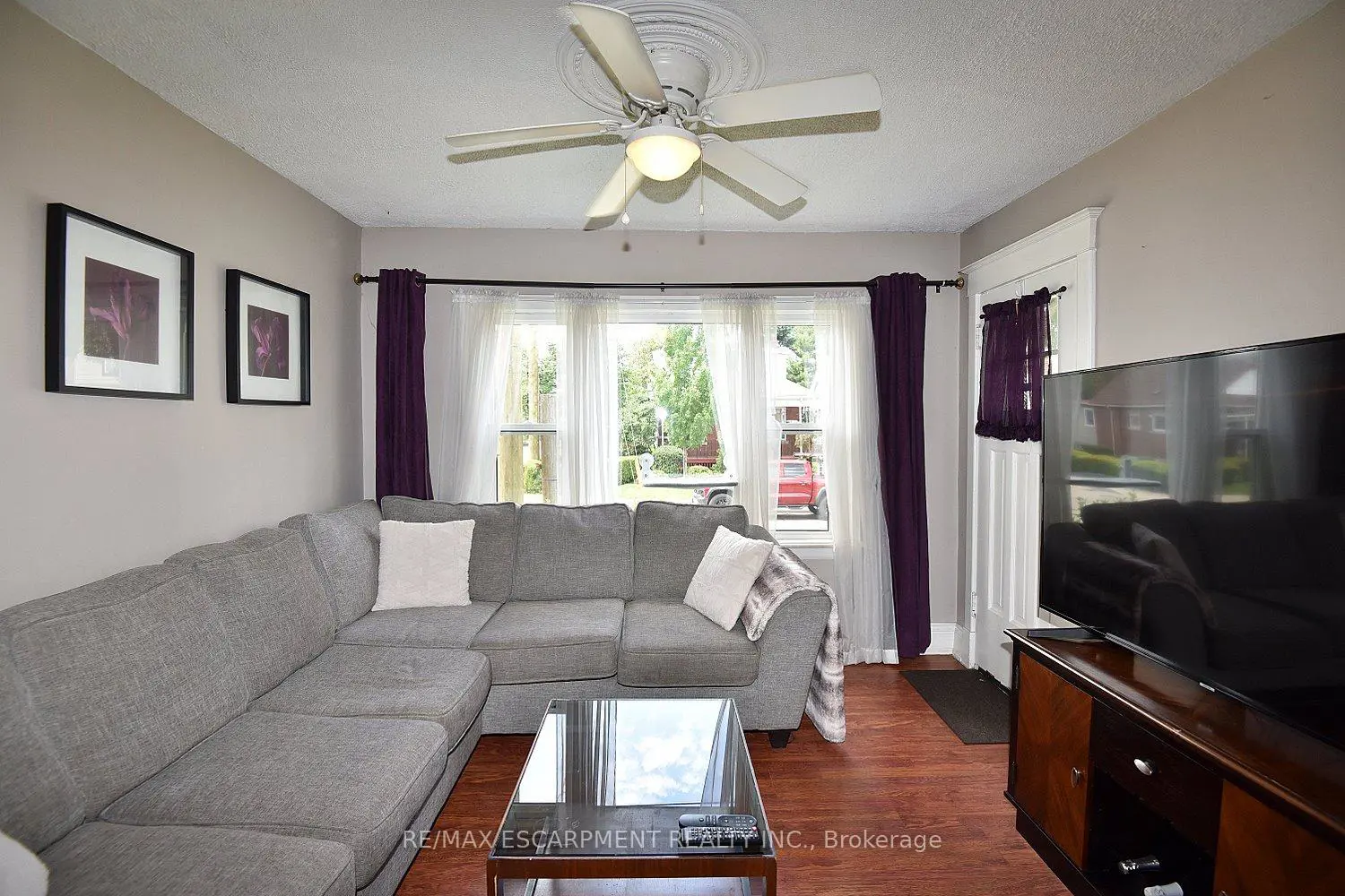 56 Barons Avenue photo 4