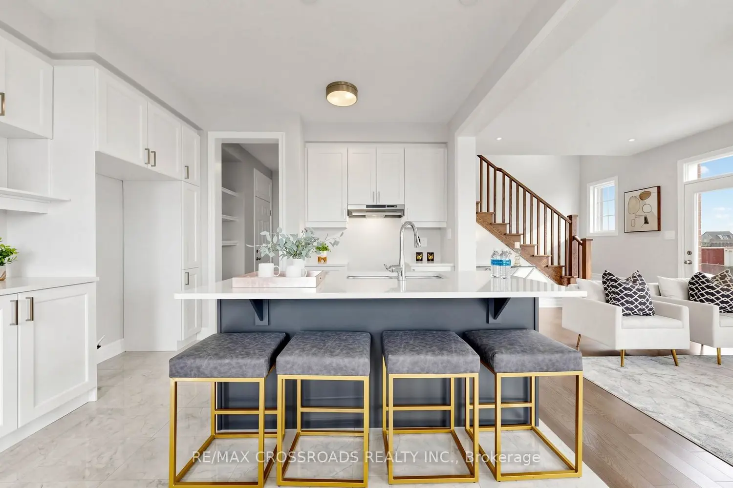 347 Berczy Green Drive photo 5