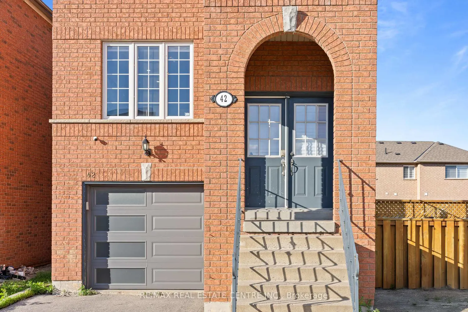 42 Domenico Crescent photo 4