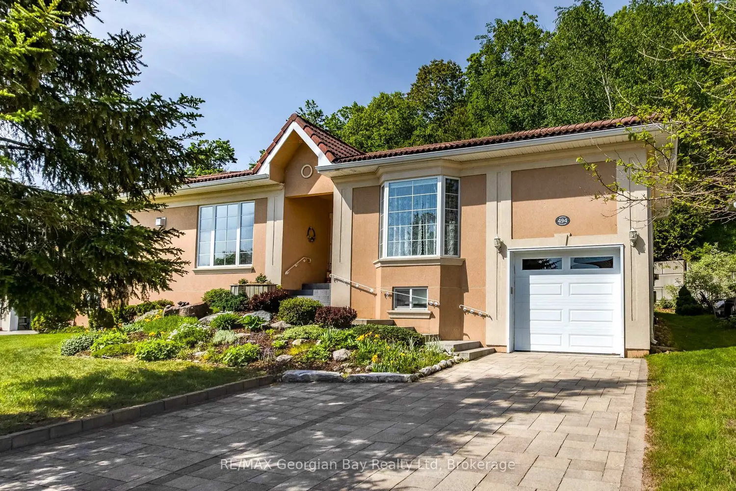 494 Aberdeen Boulevard photo 2