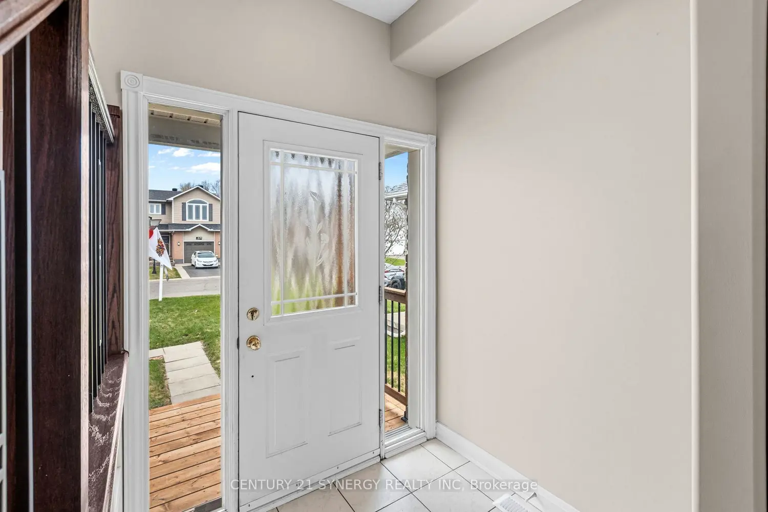 207 Stiver Street photo 3